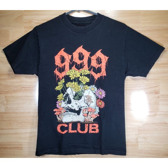 999 Club Graphic T-Shirt Men’s Small Black Skull Flowers Streetwear - Picture 2 of 6